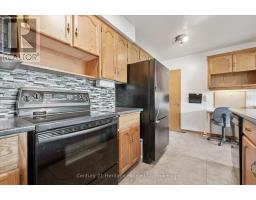 470 CAMERON STREET - 16