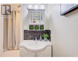 LEASED LOT 570 SUMAC STREET - 16