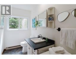 471 ECKFORD AVENUE - 36