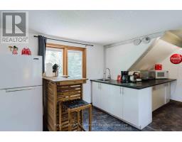 471 ECKFORD AVENUE - 45