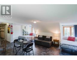 471 ECKFORD AVENUE - 46
