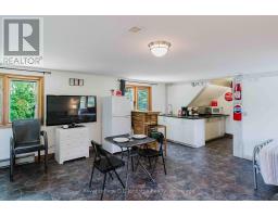 471 ECKFORD AVENUE - 47