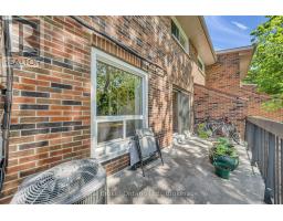 90 - 49 RHONDA ROAD - 33