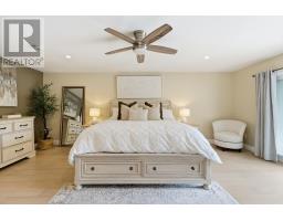 10 CALGARY AVENUE - 11