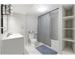 10 CALGARY AVENUE - 22