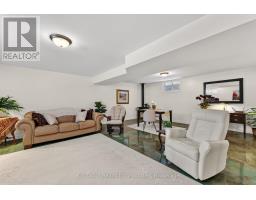 297 BETHUNE CRESCENT - 26