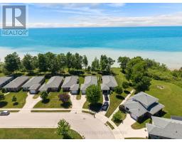 297 BETHUNE CRESCENT - 41