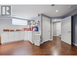 68 GREY OAK DRIVE - 35