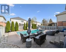 68 GREY OAK DRIVE - 41