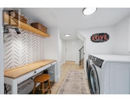 164 KING STREET - 31