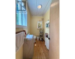 300 CANROBERT STREET - 11