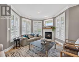 11 HARBOUR COURT - 10
