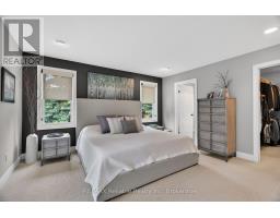 11 HARBOUR COURT - 22