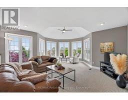 11 HARBOUR COURT - 27