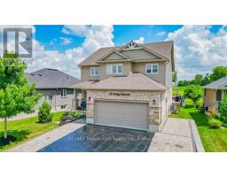 122 BRIDGE CRESCENT - 1
