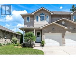 43 GREGORY CRESCENT - 1