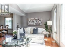 43 GREGORY CRESCENT - 17