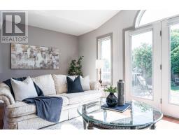 43 GREGORY CRESCENT - 18