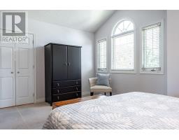 43 GREGORY CRESCENT - 23