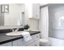 43 GREGORY CRESCENT - 31