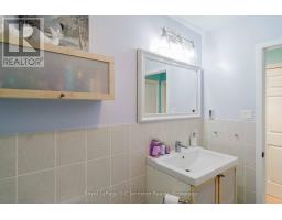 255 ROWE STREET - 12