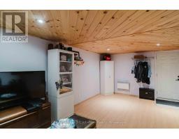 255 ROWE STREET - 24