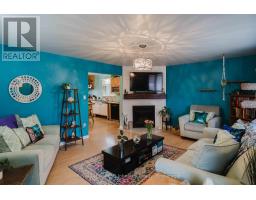 255 ROWE STREET - 5