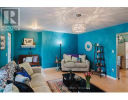 255 ROWE STREET - 6