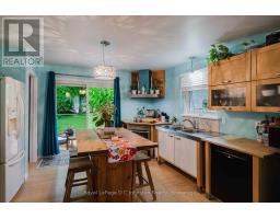 255 ROWE STREET - 7
