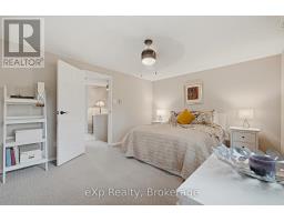 4 - 2 WORTON AVENUE - 18