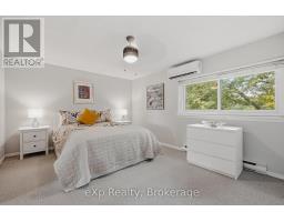 4 - 2 WORTON AVENUE - 19