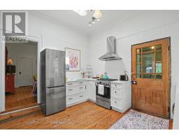 174 NEEVE STREET - 11