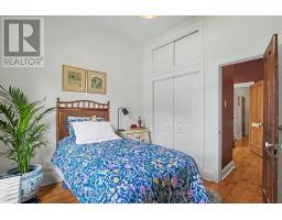 174 NEEVE STREET - 21