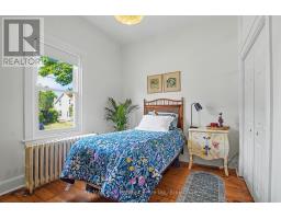 174 NEEVE STREET - 22