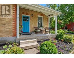 174 NEEVE STREET - 3