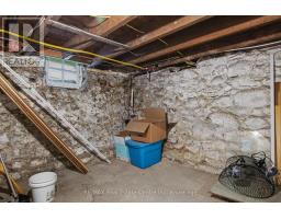 174 NEEVE STREET - 42