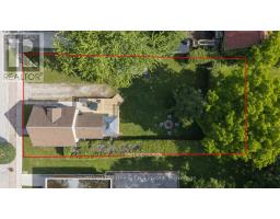 34 GOSHEN STREET N - 29