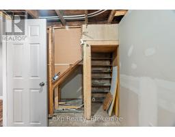 236 SYDENHAM STREET - 35
