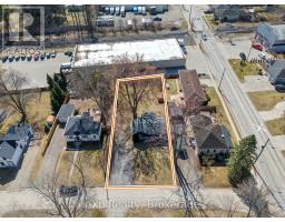 236 SYDENHAM STREET - 6