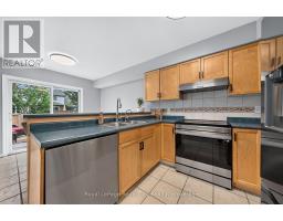 15 CAMM CRESCENT - 14