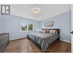 15 CAMM CRESCENT - 22