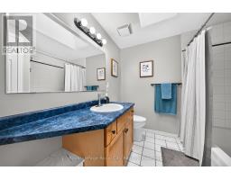 15 CAMM CRESCENT - 28