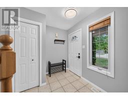 15 CAMM CRESCENT - 6