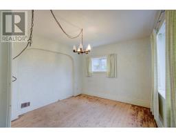 61 ST. JOHN STREET S - 8