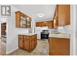 29 DELMAR BOULEVARD - 13