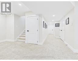 25 INVERLYN CRESCENT N - 36