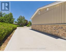 25 INVERLYN CRESCENT N - 41