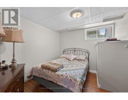 13 WATERGATE DRIVE - 28