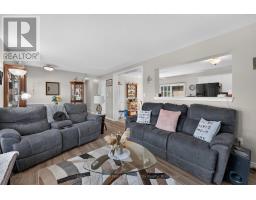 13 WATERGATE DRIVE - 9