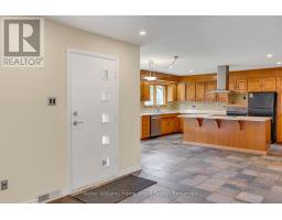 58 REYBURN AVENUE - 7